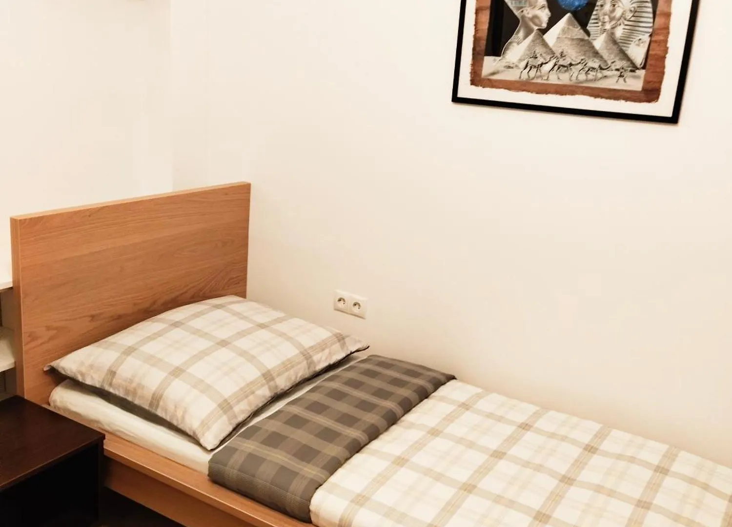 Favorit-Rooms Direkt Metro-U1 Best Connection To Centralstation And City-Center Bécs